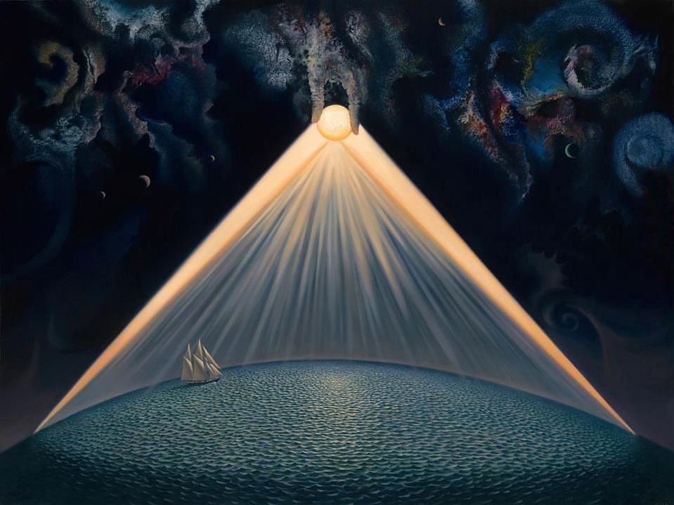 星穹照海：幽冥天幕垂下金色三角光幔，孤帆在深海穹面缓缓游移，雾影与旋纹交叠，静默间如被无形之眼凝视。